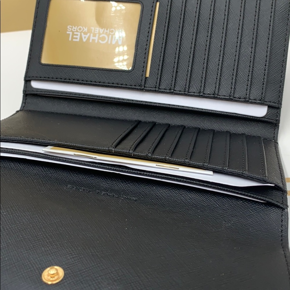 Michael Kors Jet Set Travel Lg Trifold Wallet - Picture 9 of 16